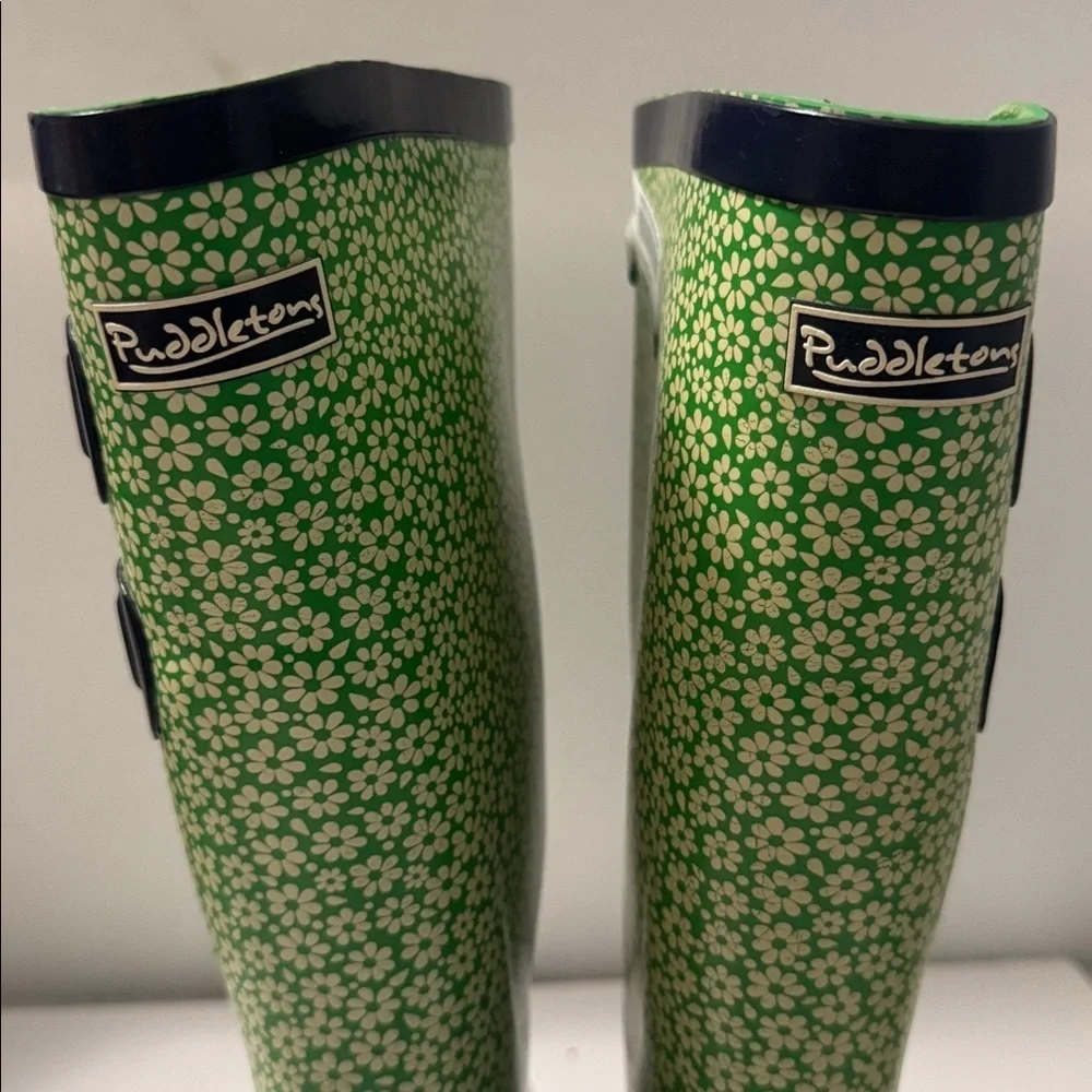 Green Floral Women's Winter Boots puddletons size 5